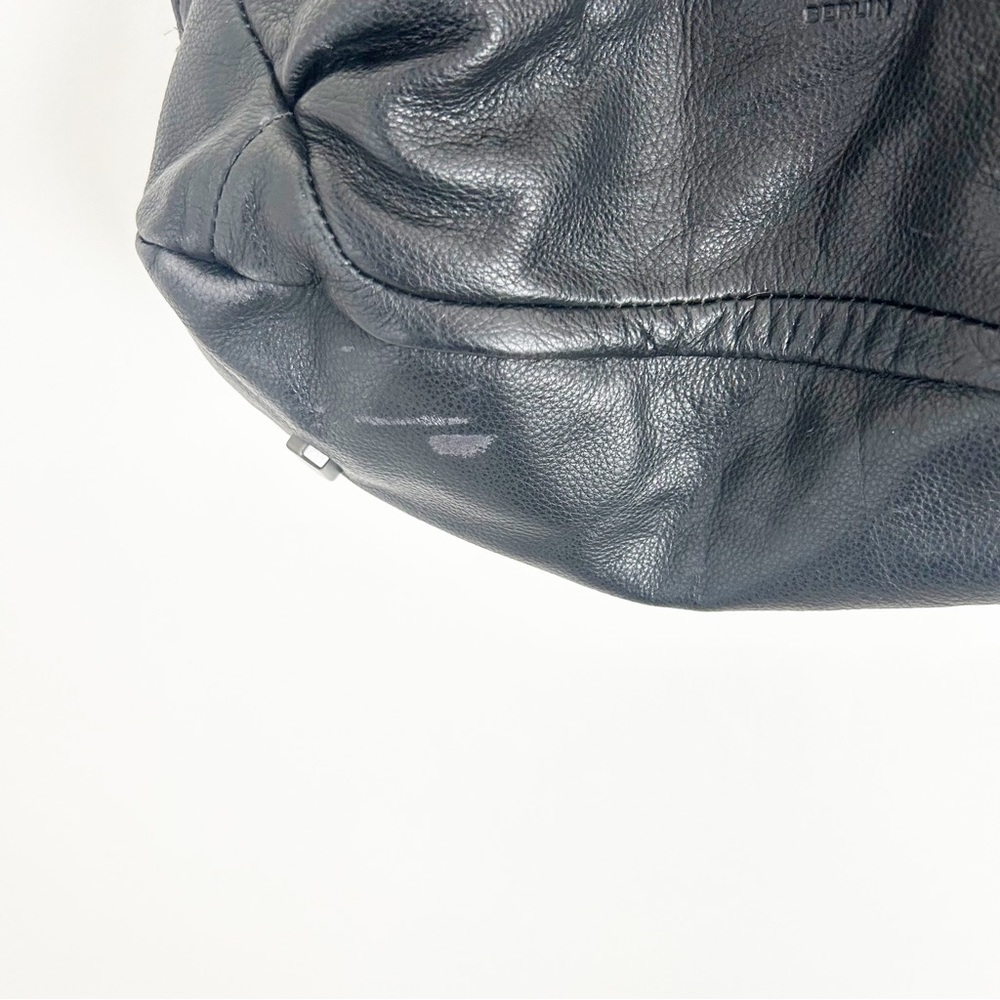 Liebeskin Berlin Black Genuine Leather Handbag - Picture 7 of 11